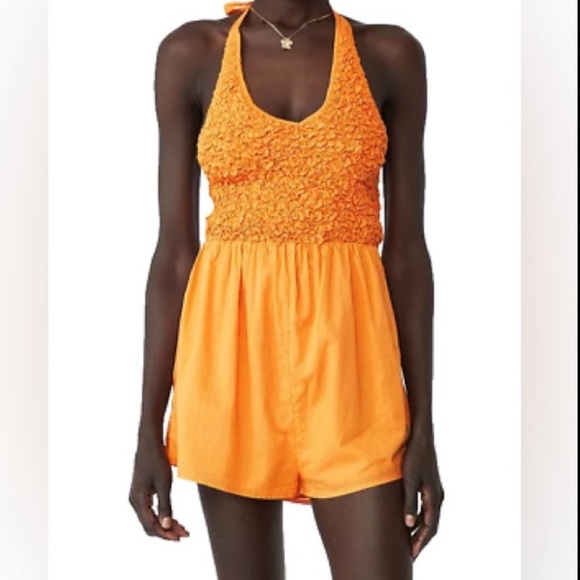 3/$10⚡️Cotton On Orange Halter Jumpsuit with Popcorn Smocked Bodice - Picture 15 of 15